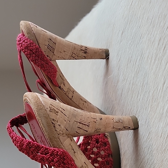 COLE HAAN Lyris Red Macrame Woven Sandal Rope Open Toe Ankle Wrap Cork Heel - Picture 2 of 8